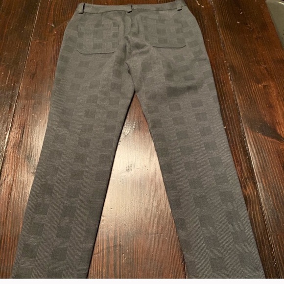 Calvin Klein gray checkered work pants w/pockets - Picture 3 of 6